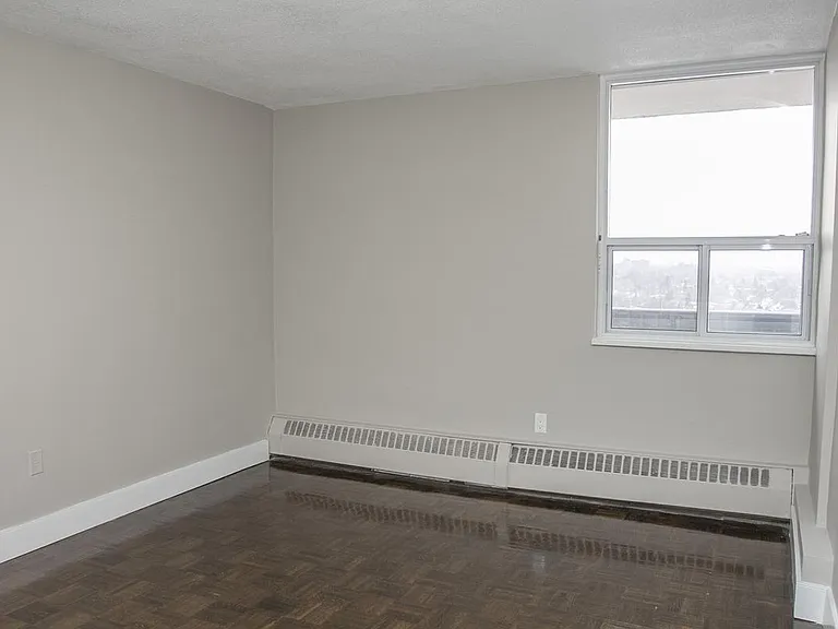 2185 Sheridan Park Dr — Photo 12