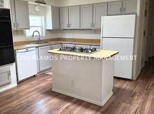 1175 Sioux St, Los Alamos, NM 87544