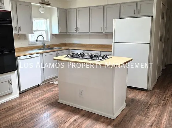 1175 Sioux St, Los Alamos, NM 87544