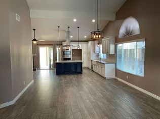 430 Wilson Cir, Corona, CA 92879