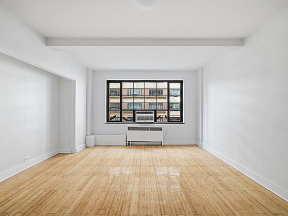 3rd image of 310 E 44th St APT 518