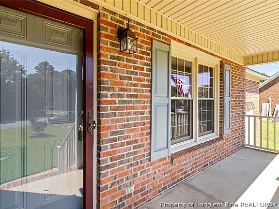 5th image of 109 Deblyn Ct