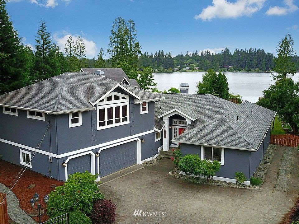 1st image of 10705 E Lake Joy Drive NE