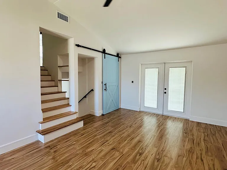214 SW 4th St — Photo 20