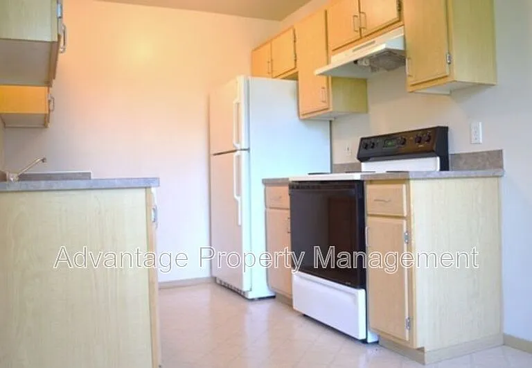 739 Jackson St W #3 — Photo 12