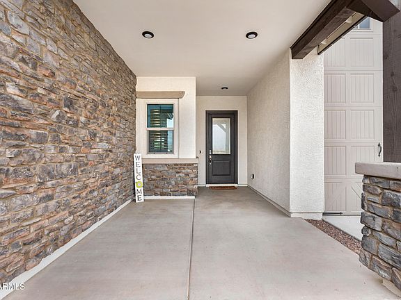 3rd image of 17164 W ROYAL PALM Road