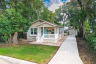 photo property thumbnail