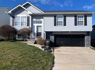 16706 Burdette St, Omaha, NE 68116