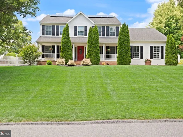 208 Summers Ln, New Freedom, PA 17349