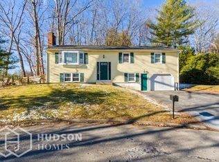 42 Paul St, Auburn, MA 01501