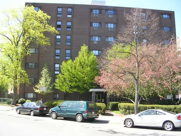 101 Western Ave #6, Cambridge, MA 02139