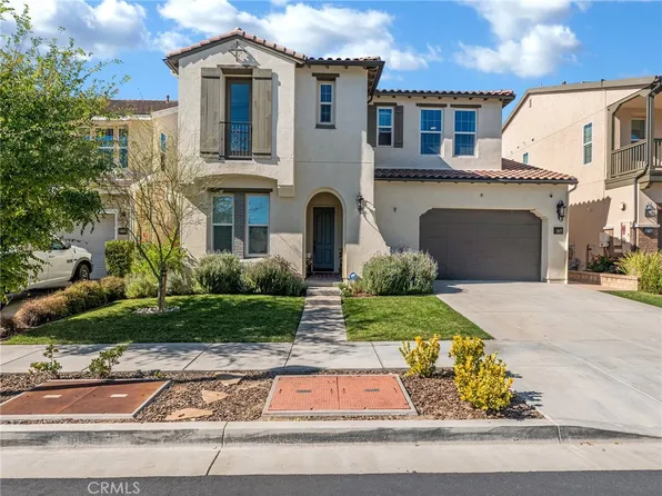27741 Claremore Way, Santa Clarita, CA 91350