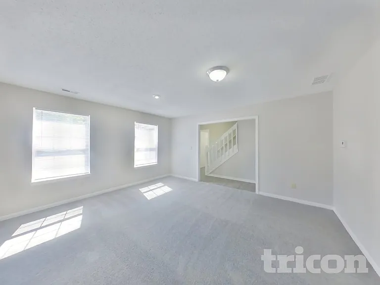 4002 Caddy Way — Photo 3