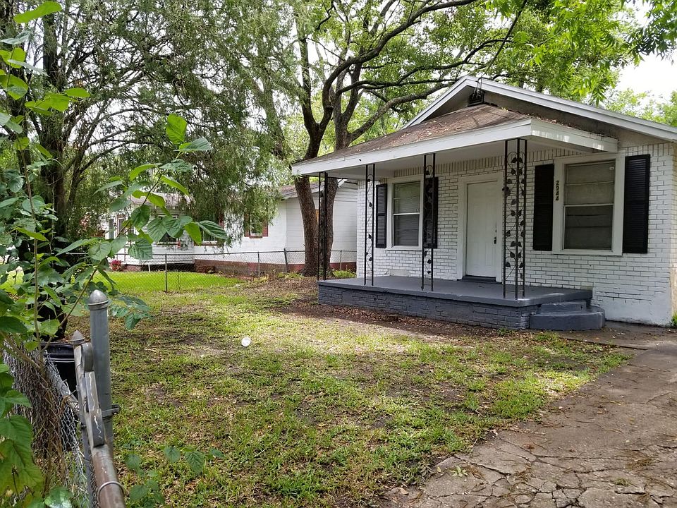 1st image of 2944 W 16th St