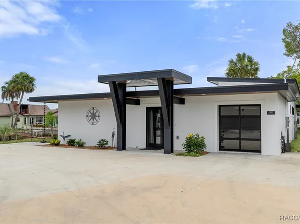 1941 NW 17th St, Crystal River, FL 34428