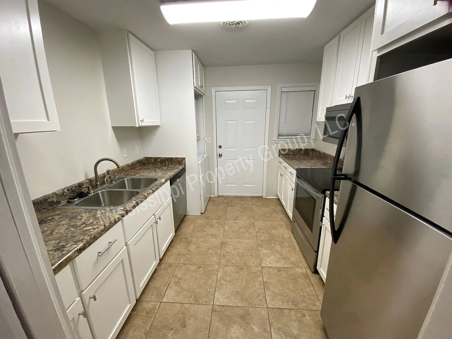 2br/2ba For Rent — Photo 4