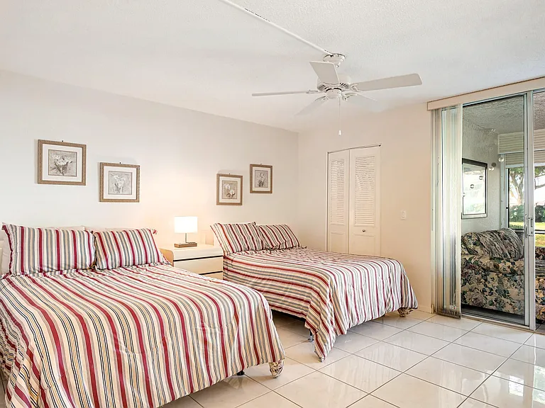 6650 Oriole Blvd #1030 — Photo 24