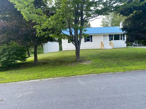 7 Charity Street, Lisbon, ME 04252