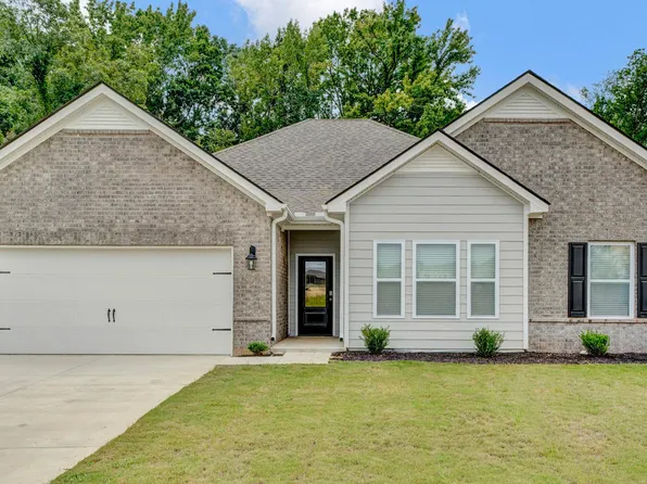 165 Arrowwood Trl, Oakland, TN 38060