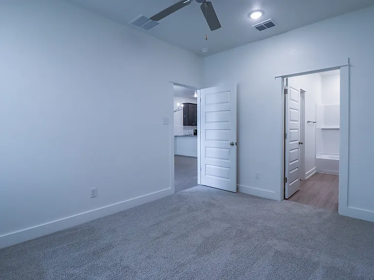 618 Campus St #1 — Photo 16