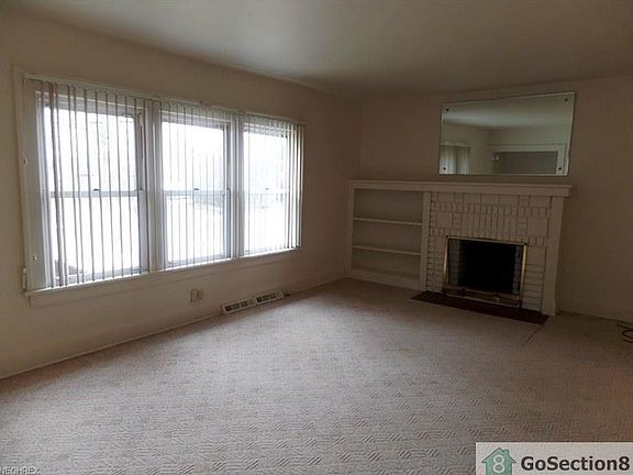 5th image of 21 S Crandon Ave