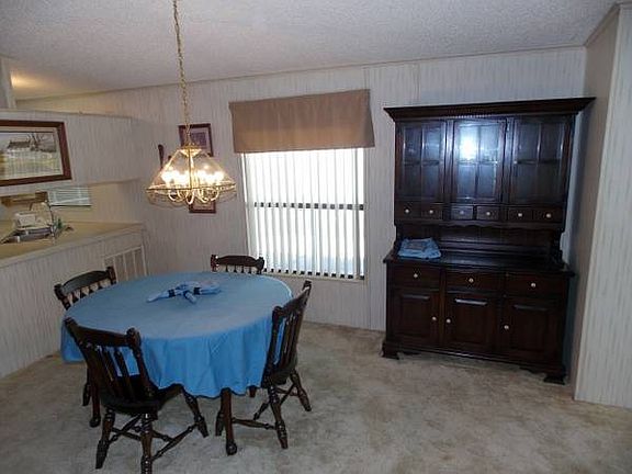 5th image of 4689 Blue Spruce Ave