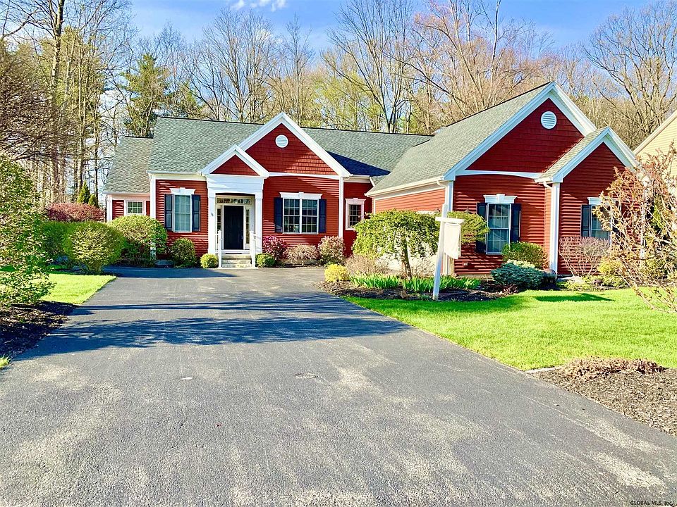 1st image of 15 Summerfield Cir