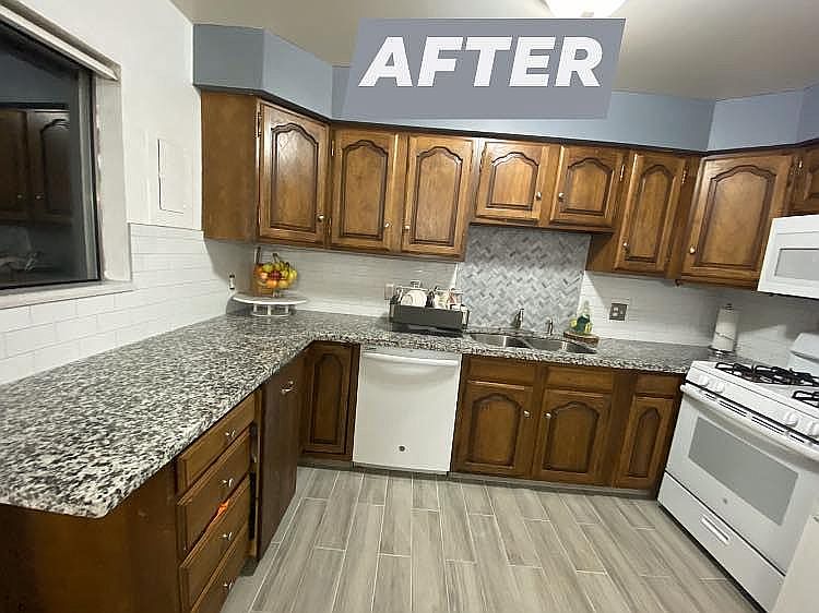 Main Kitchen 1