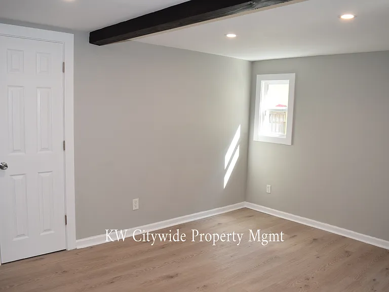Ohio City Down Unit #2 - 1 bedroom — Photo 15