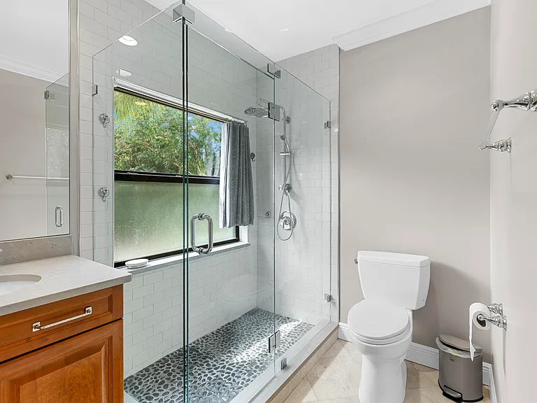 11397 Pond View Dr #E202 — Photo 17
