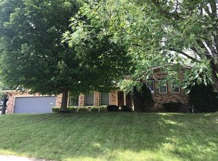 2363 N Kenwood Ct, Decatur, IL 62526