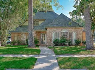 11818 Park Creek Dr, Houston, TX 77070