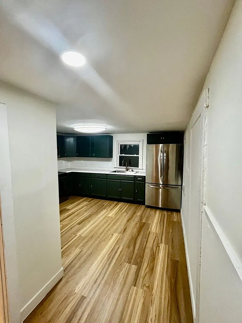 Charming 3BR House in Springfield — Photo 1