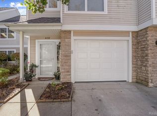 632 Riverstone Ln, Chelsea, MI