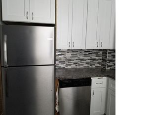 702 E 90th St APT 1, Chicago, IL 60619