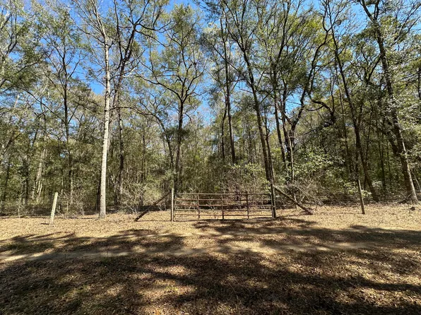 5194 Kuzia Rd, Hollywood, SC 29449