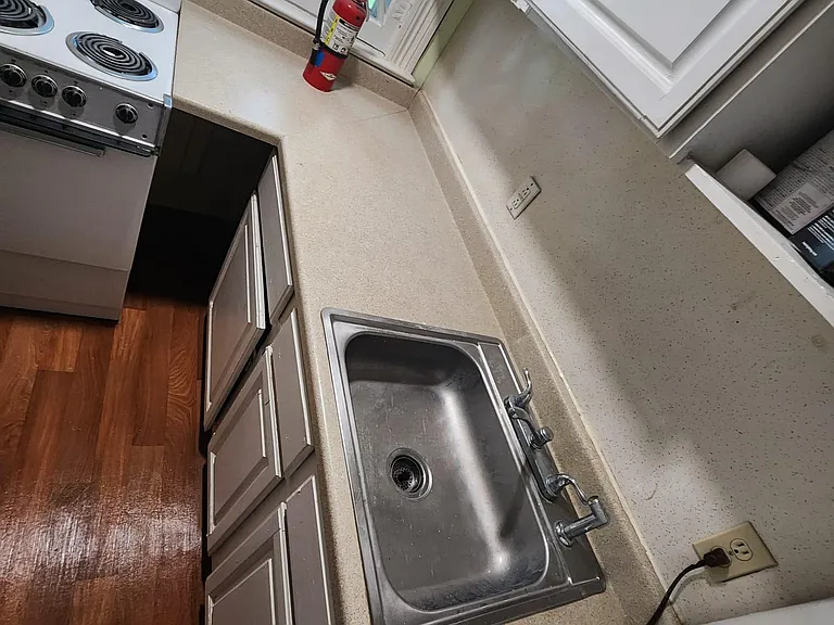 316 W Martin St #C — Photo 4