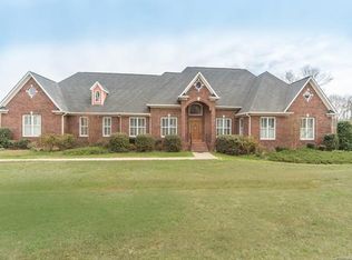 530 N Kingsburry Rd, Clover, SC 29710