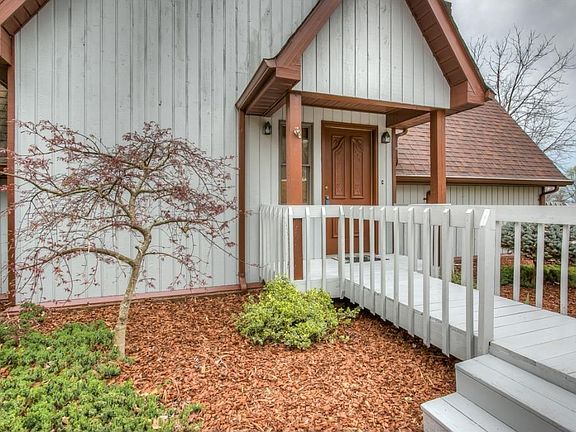 5th image of 4225 Skyland Ln