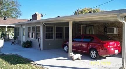 1 car carport
						:
						my dog(Dexter is not included)