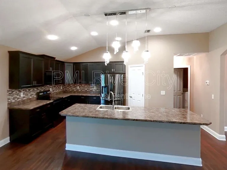 53671 Carrington Dr — Photo 10