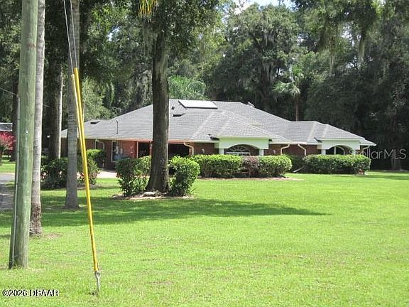 5th image of 975 Rolling Acres Dr