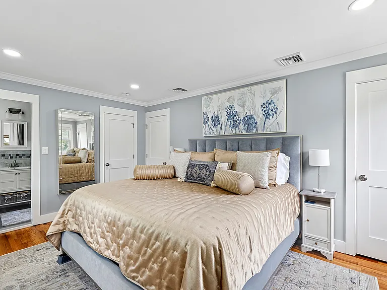 48 Fanning Ave — Photo 13