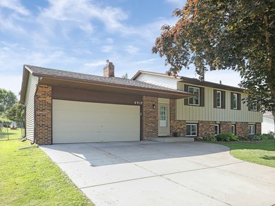 6919 Idsen Ave S, Cottage Grove, MN, 55016
