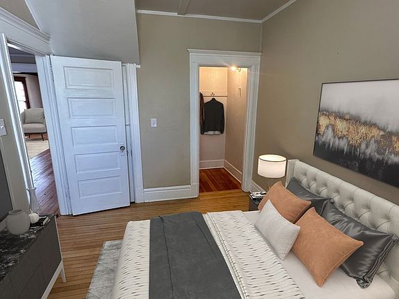 5th image of 725 N Cascade Ave APT 1