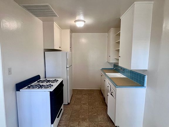 5th image of 5674 Mildred St APT B