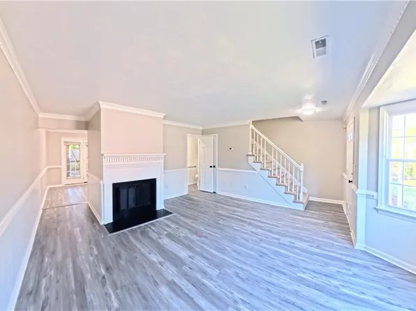 63 Colonial Way, Chesapeake, VA 23325
