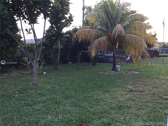 3rd image of 725 NW 6th St