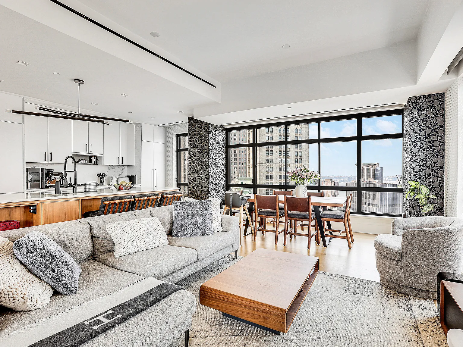 25 Park Row — Photo 4