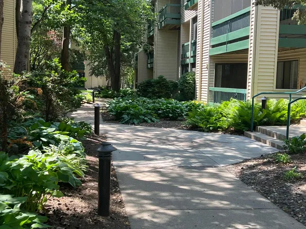 7602 York Ave S APT 7311, Edina, MN 55435